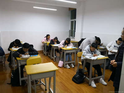 明德教育咨詢 專業(yè)教育信息咨詢的引領(lǐng)者