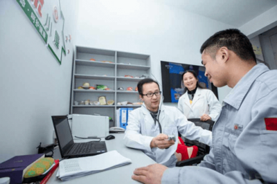 云端沙龍第六期聚焦 職業(yè)人群健康管理的實(shí)踐與探索之路